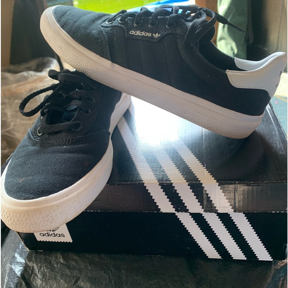 Adidas skateboard shoes youth 5.5